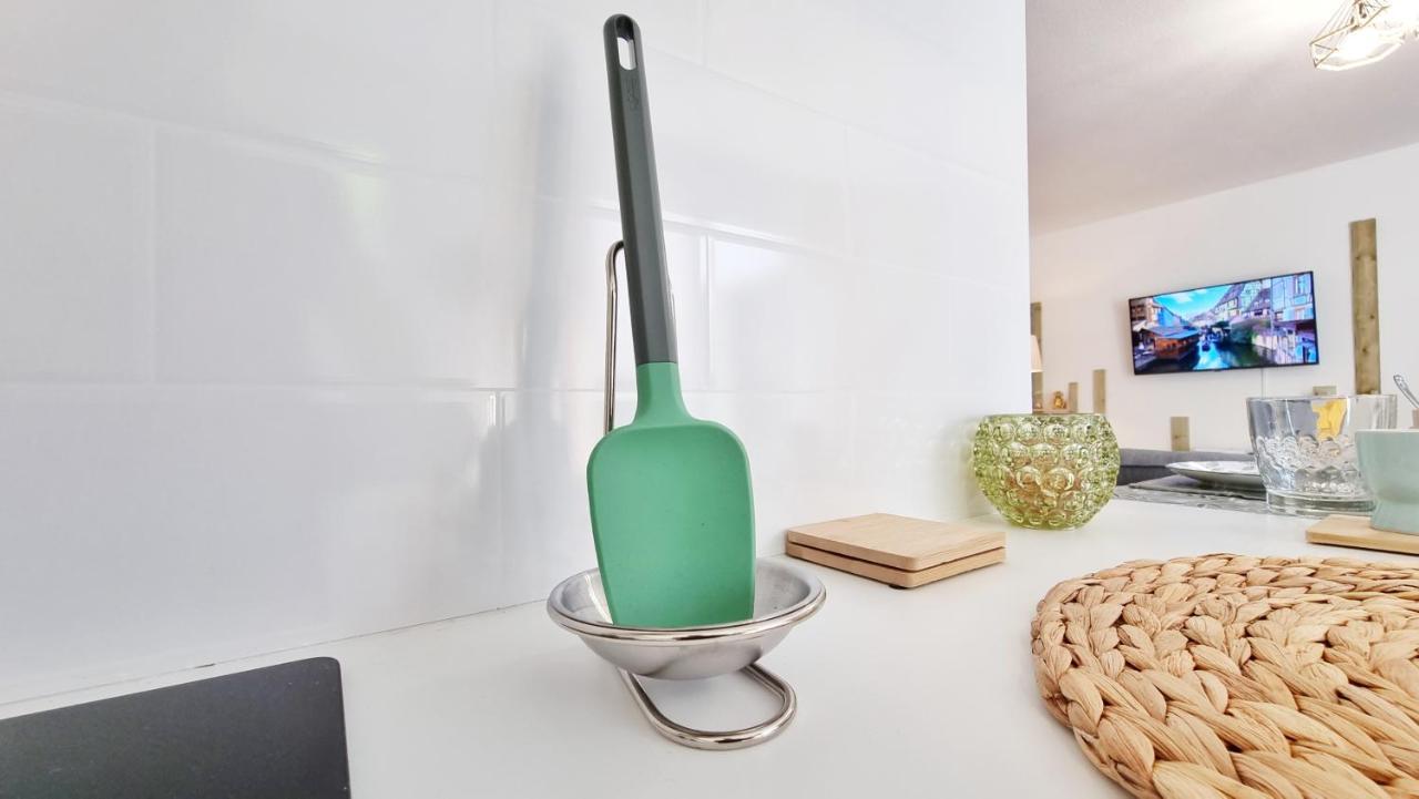 Le Stan - Centre - Parking - Exterieur - Fibre - Relax Bnb Colmar Ngoại thất bức ảnh