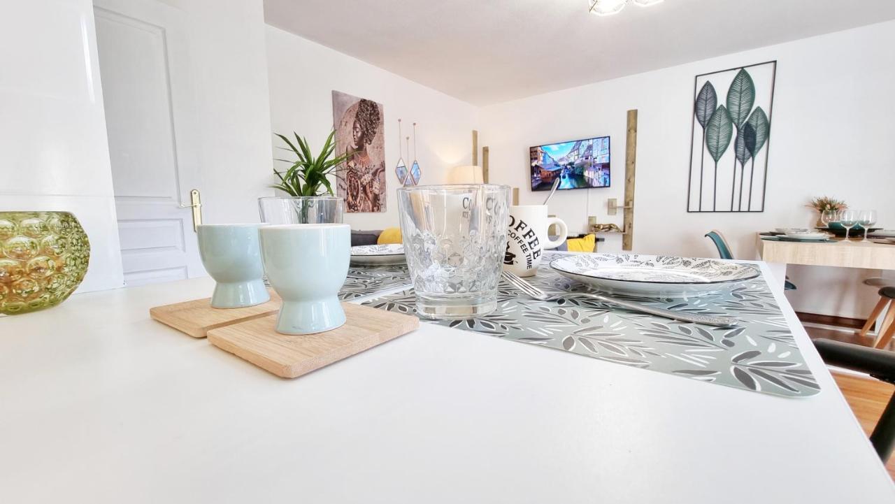 Le Stan - Centre - Parking - Exterieur - Fibre - Relax Bnb Colmar Ngoại thất bức ảnh